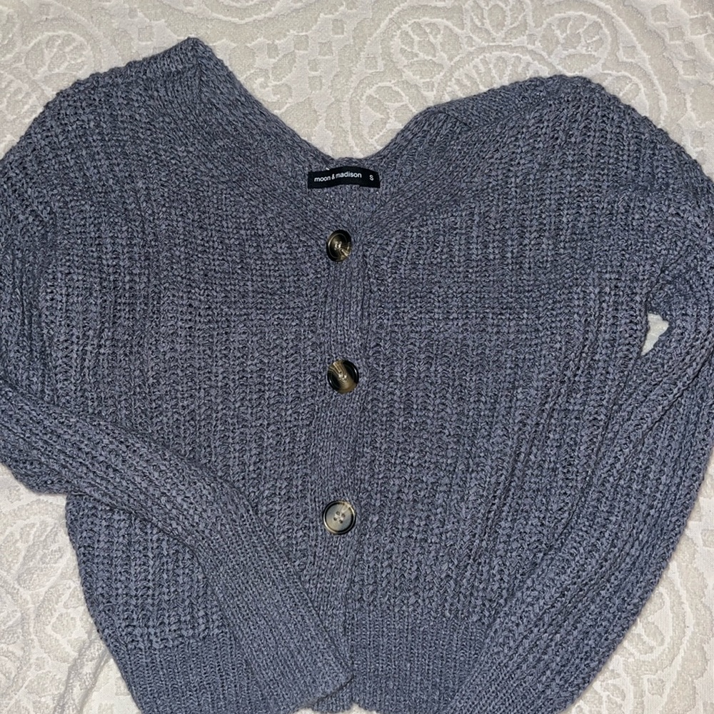 Women’s knit sweater large button up front